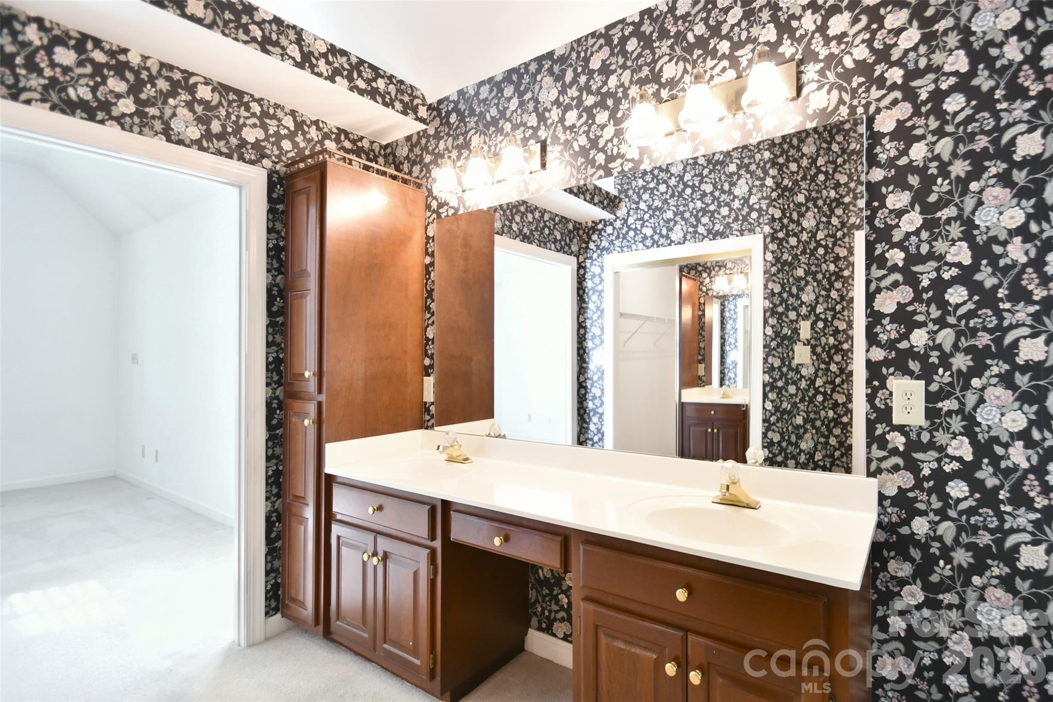 Crown Colony Estates - Residential