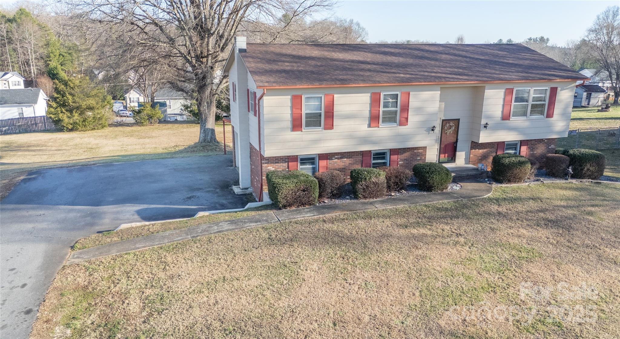 Hudson, North Carolina 28638, United States, 3 Bedrooms Bedrooms, ,2 BathroomsBathrooms,Residential,Under Contract,28737 Hudson, North Carolina 28638, United States, 3 Bedrooms Bedrooms, ,2 BathroomsBathrooms,Residential,Under Contract,28737