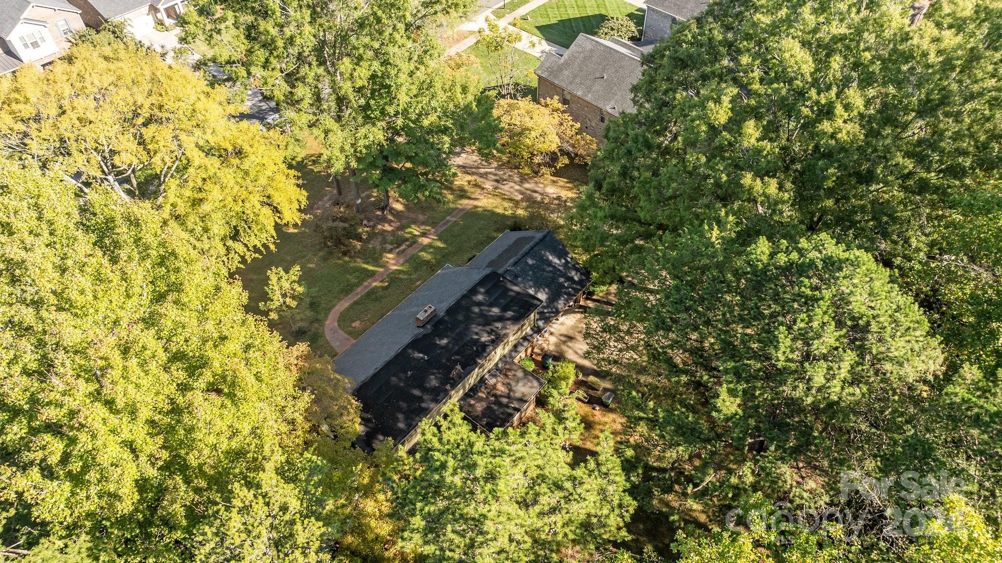 201/215 Smithfield Drive