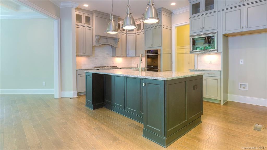 The Vineyards on Lake Wylie - Residential