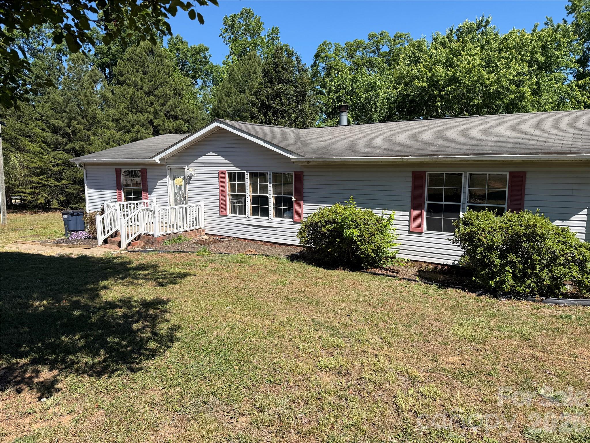 144 Carolina Wren Drive