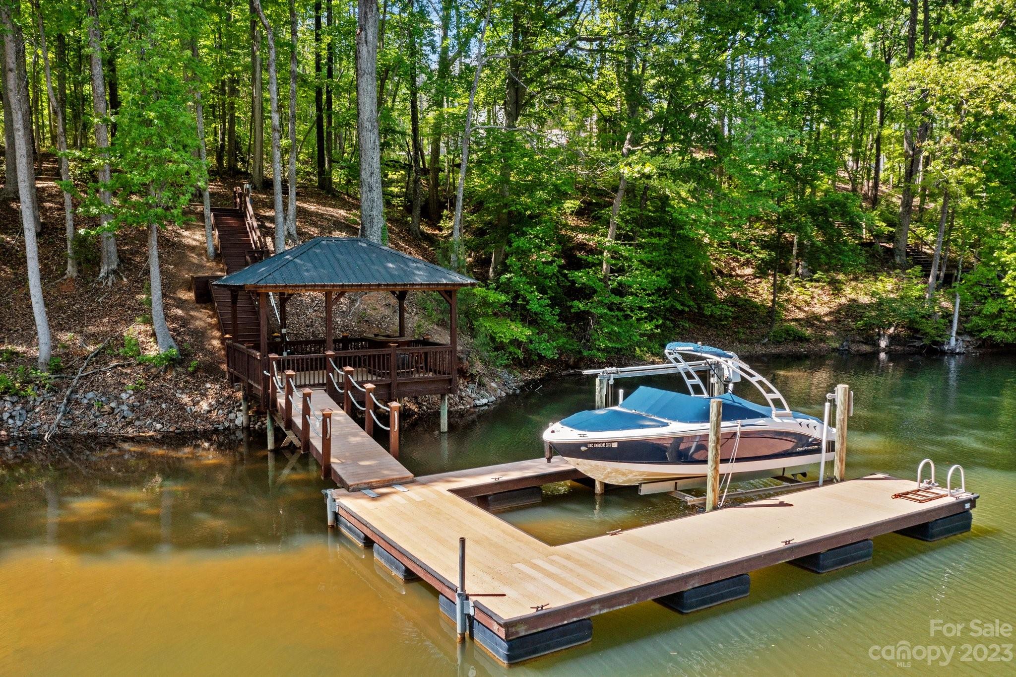 Webbs Chapel Cove - Residential