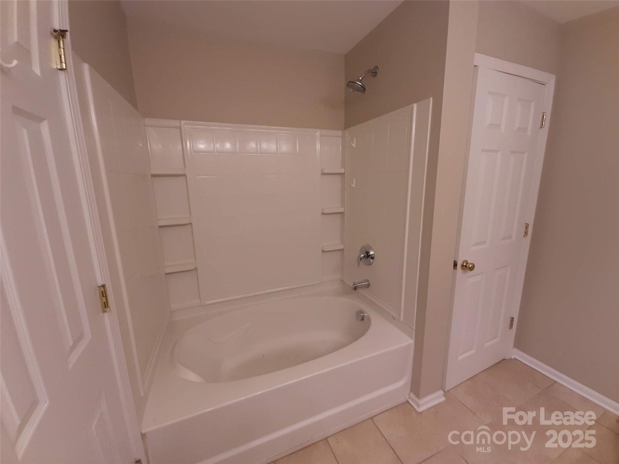 Oakbrooke - Residential Lease