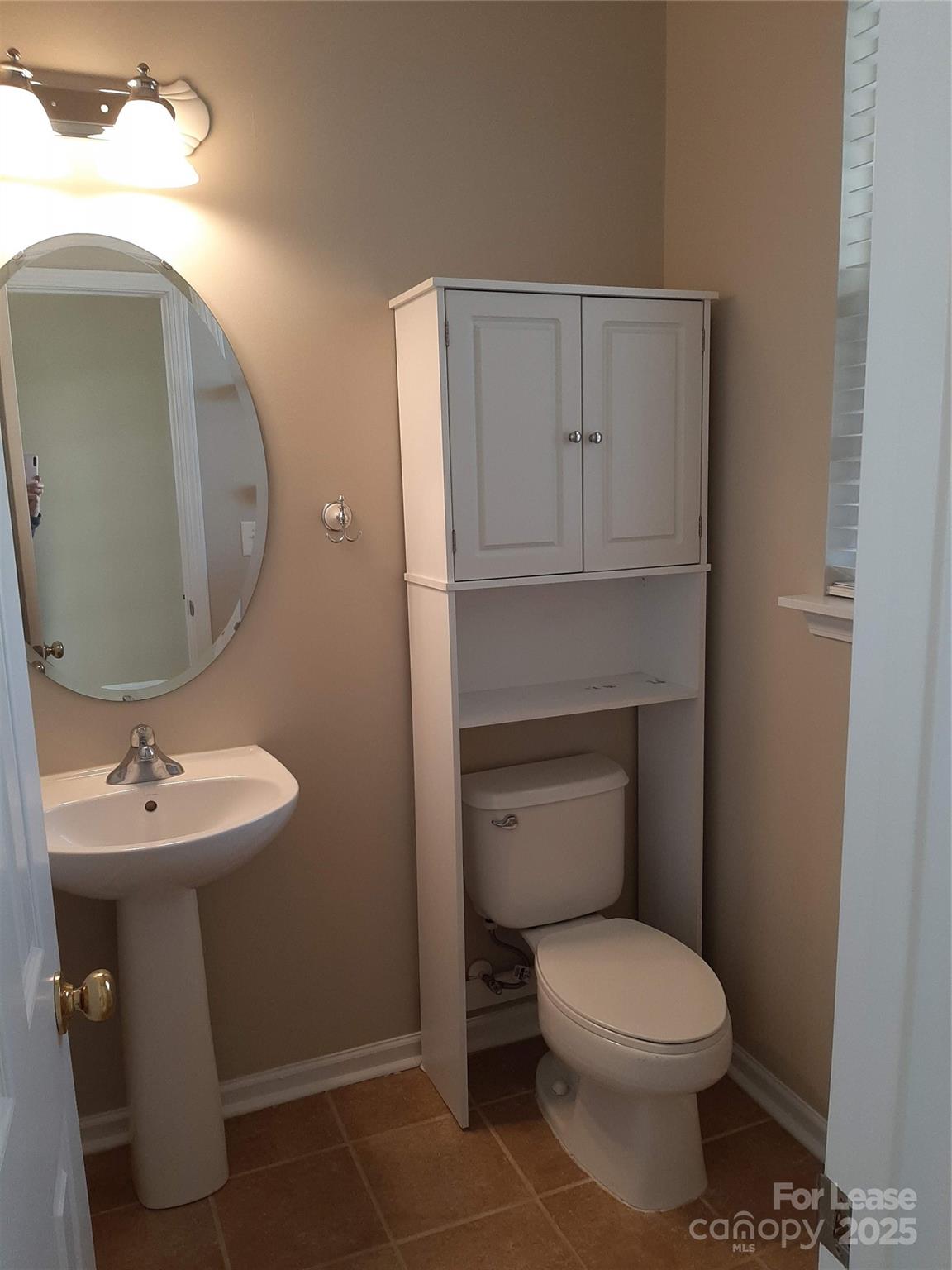 Oakbrooke - Residential Lease