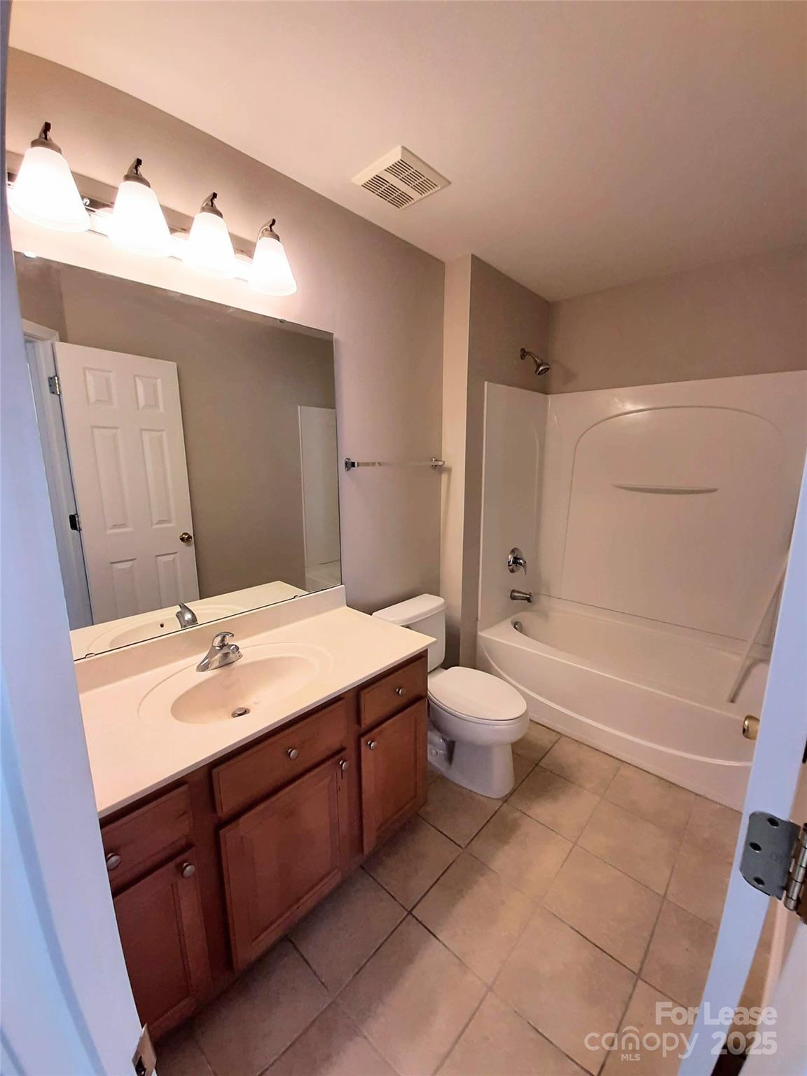 Oakbrooke - Residential Lease