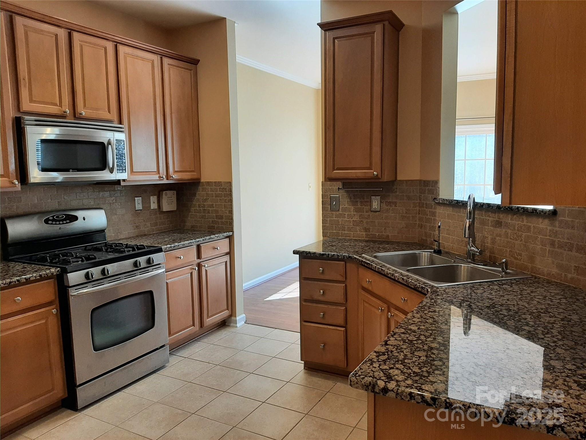 Oakbrooke - Residential Lease