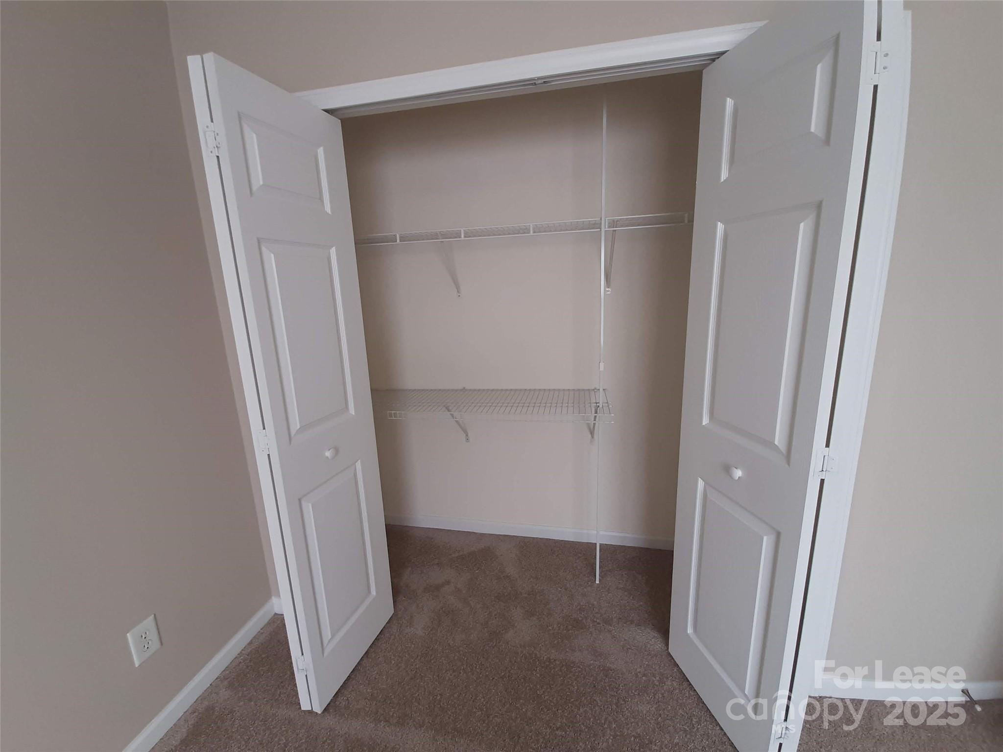 Oakbrooke - Residential Lease