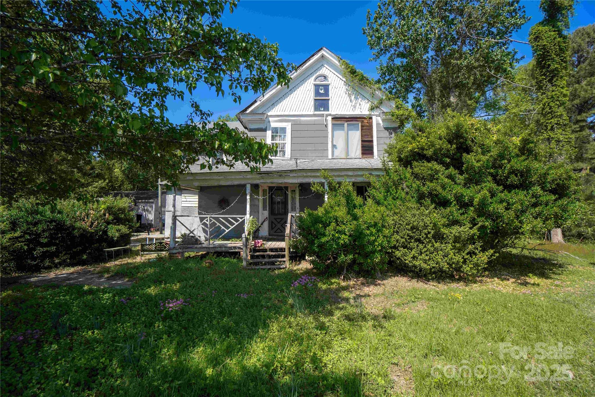 256 Winfall Boulevard