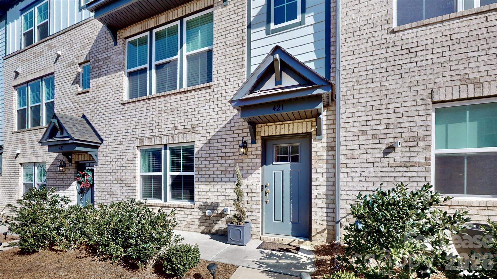 421 Grey Reagan Trail