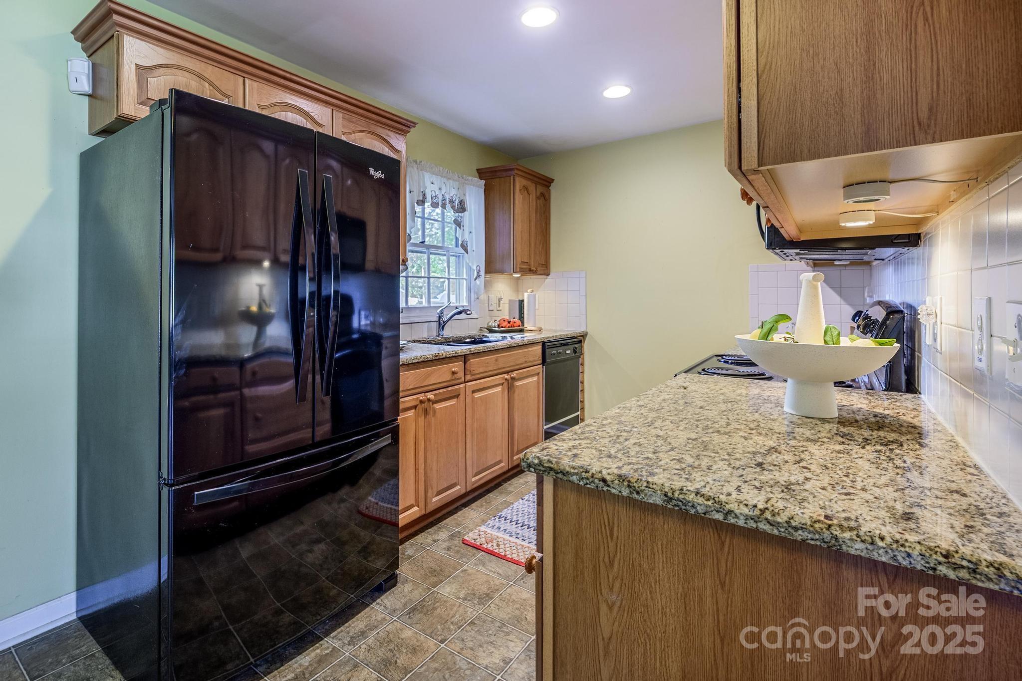 4314 Ivanhoe Place 26