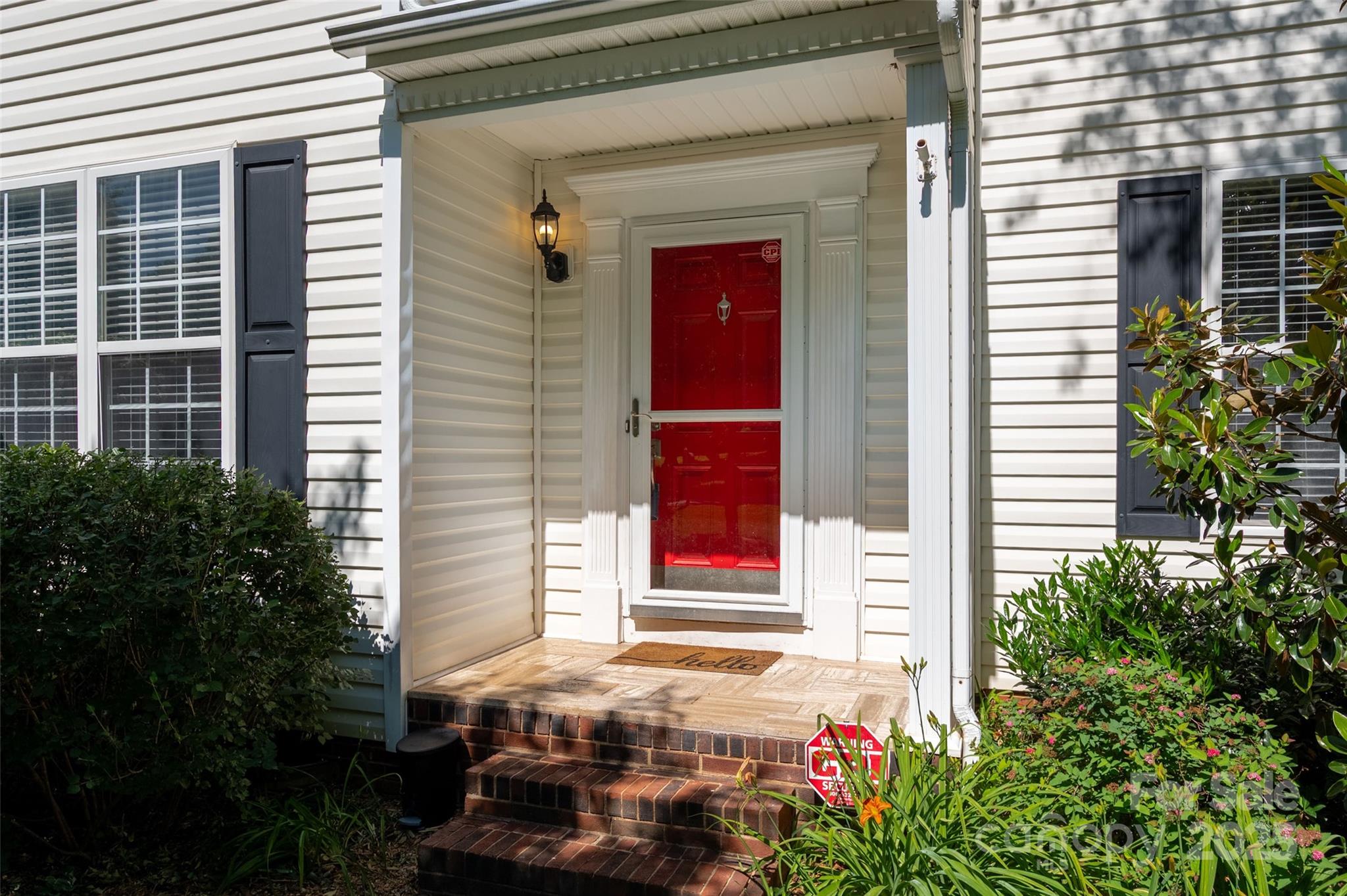8619 New Oak Lane