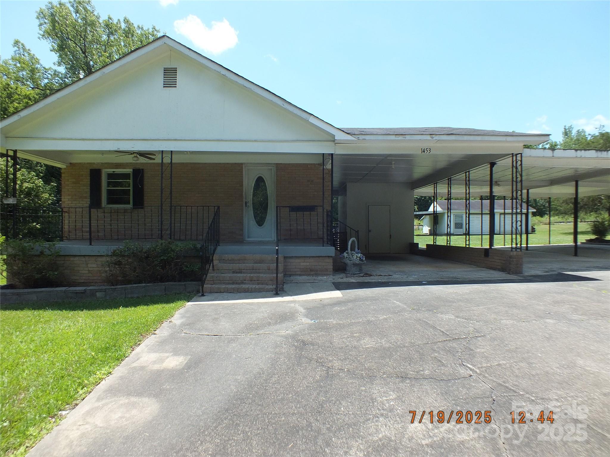 1453 Old Landsford Road