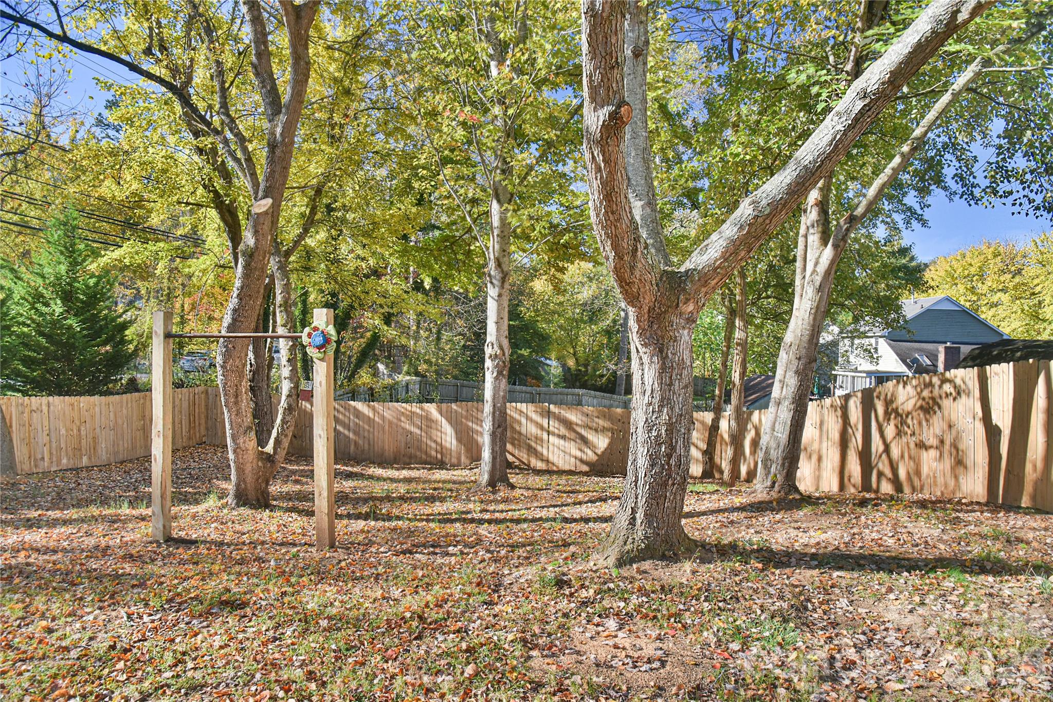 4 Knoll Ridge Drive