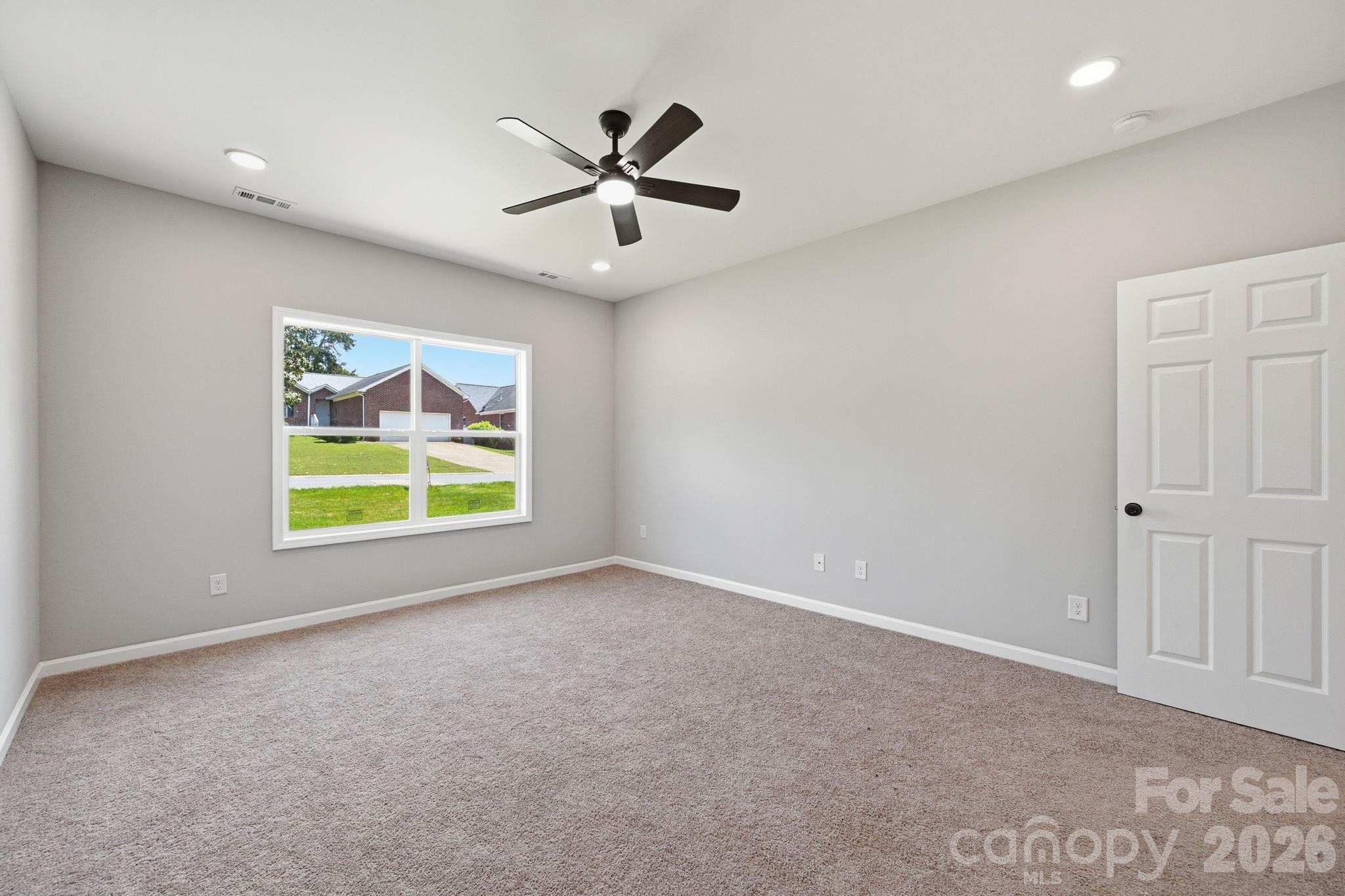 Ole Eastpointe - Residential