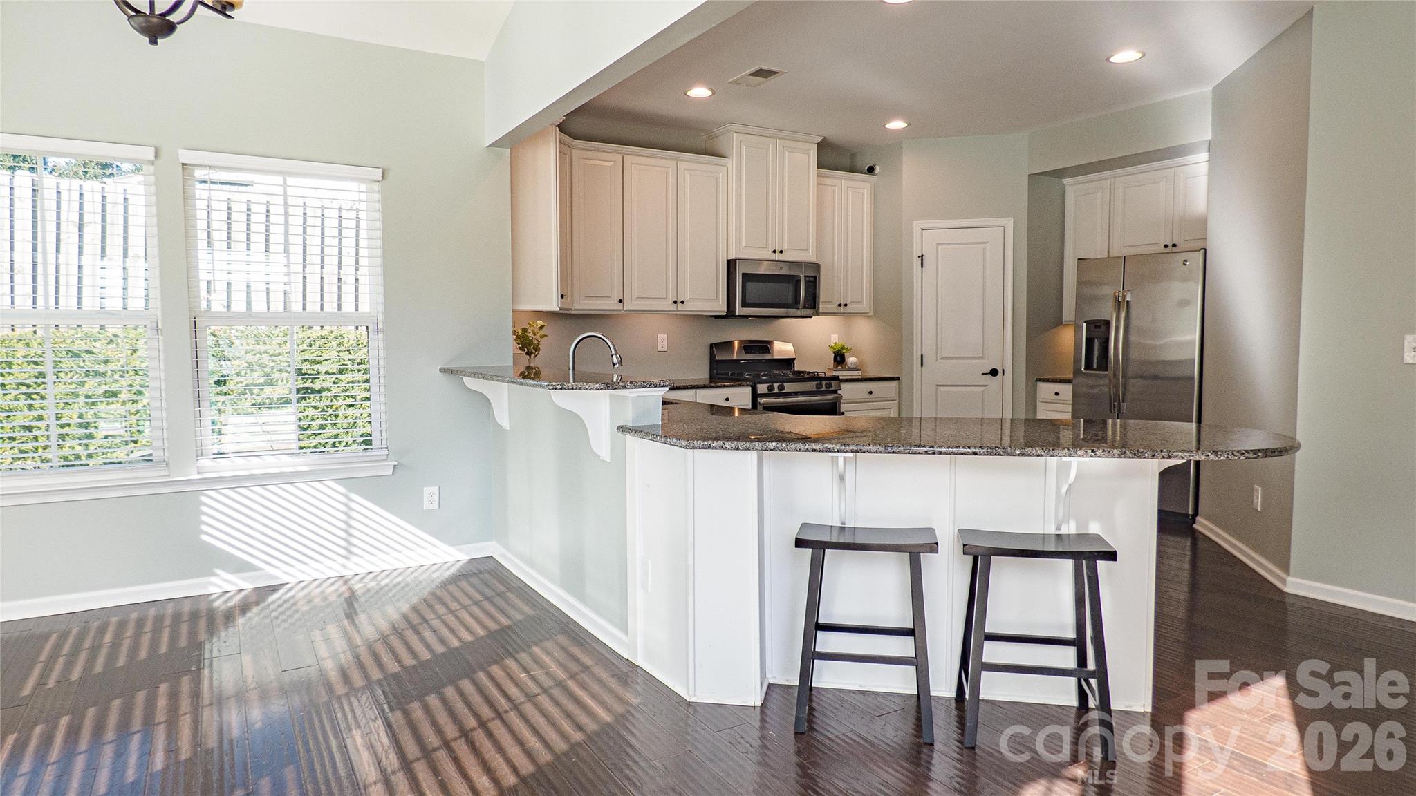 Curtis Pond - Residential