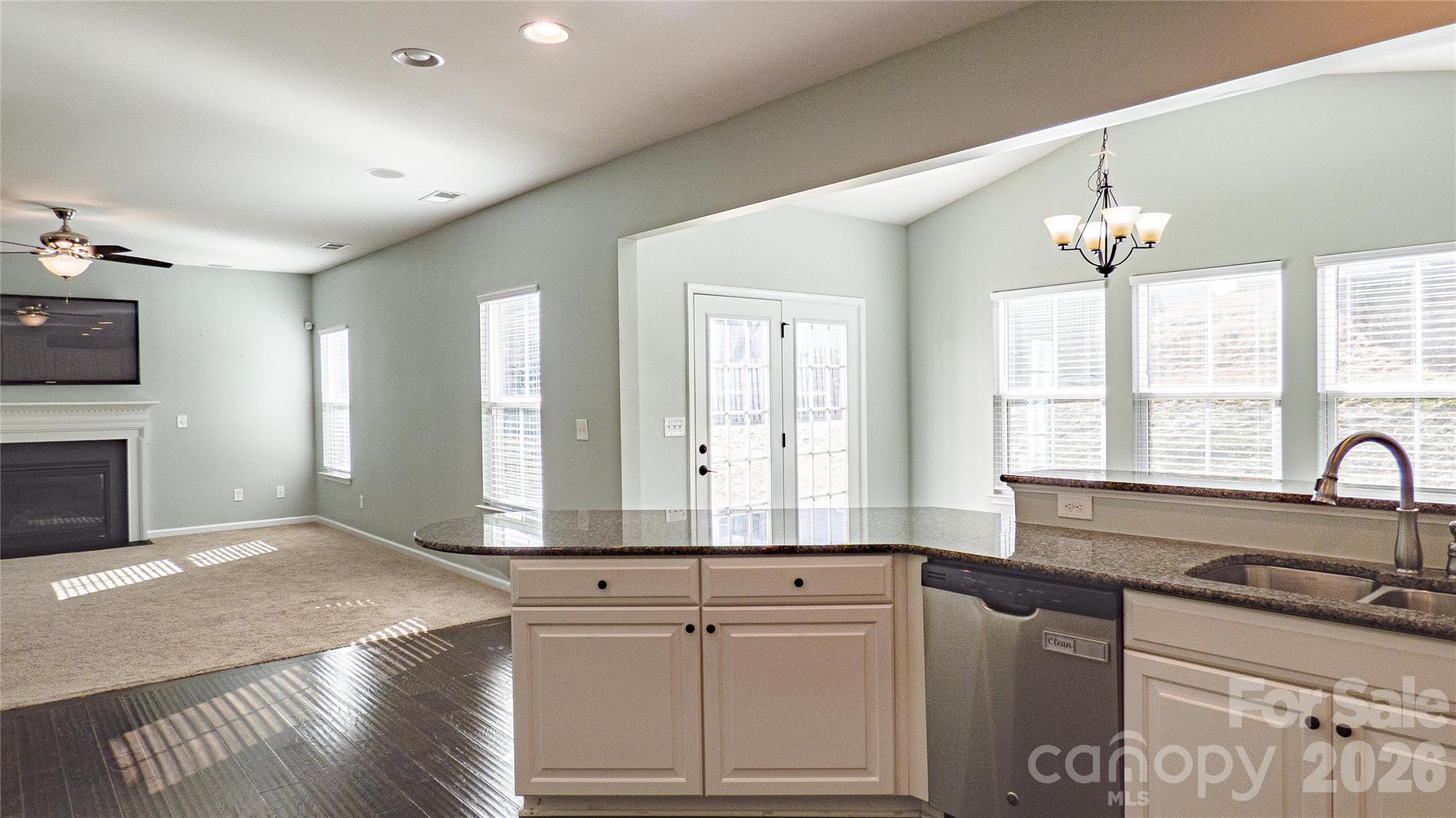 Curtis Pond - Residential