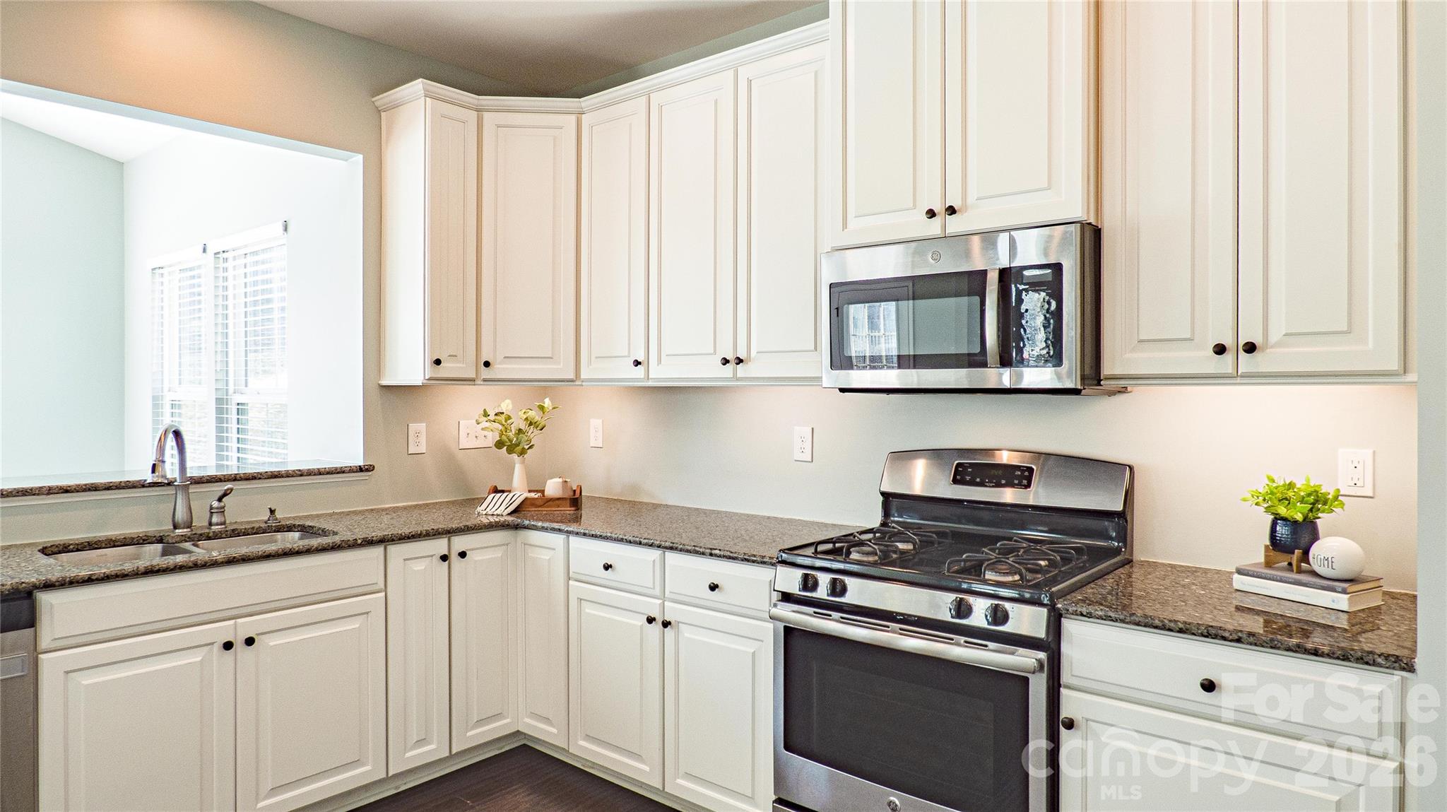 Curtis Pond - Residential