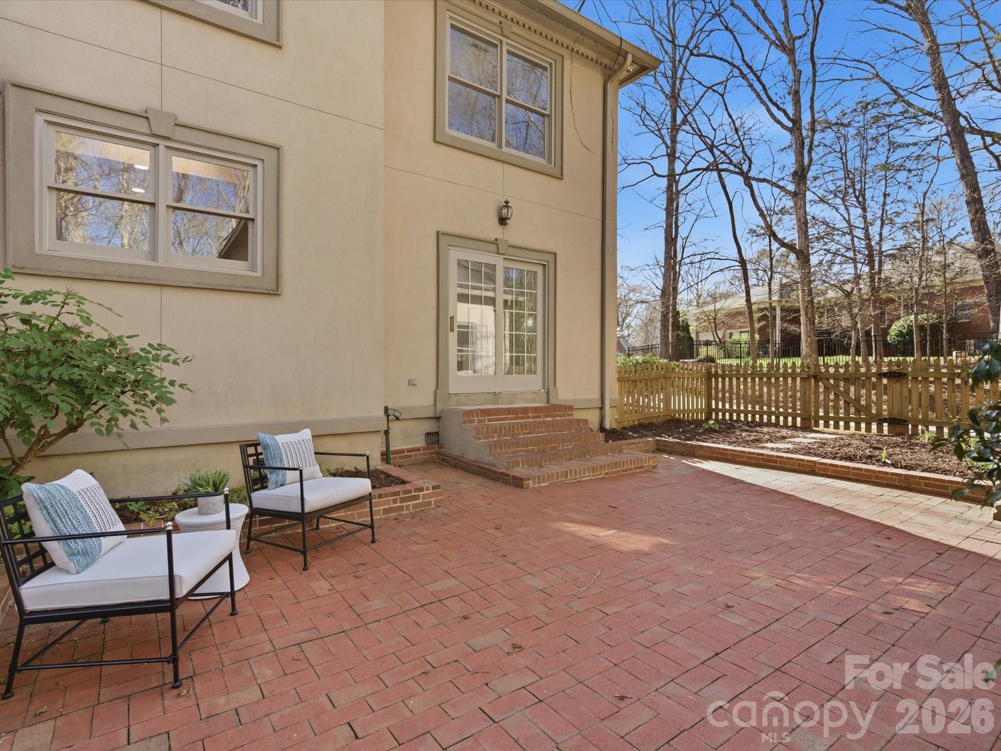 Huntington - Residential