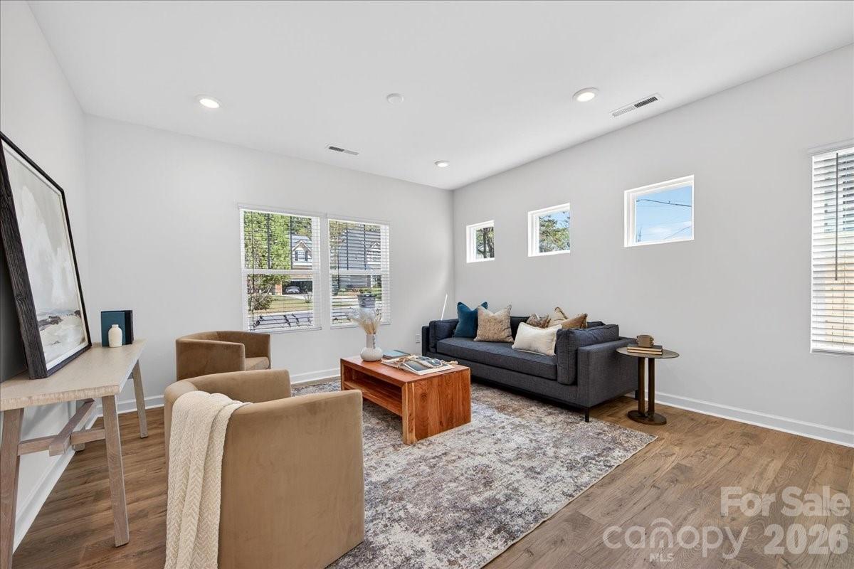 Oakhurst - Residential