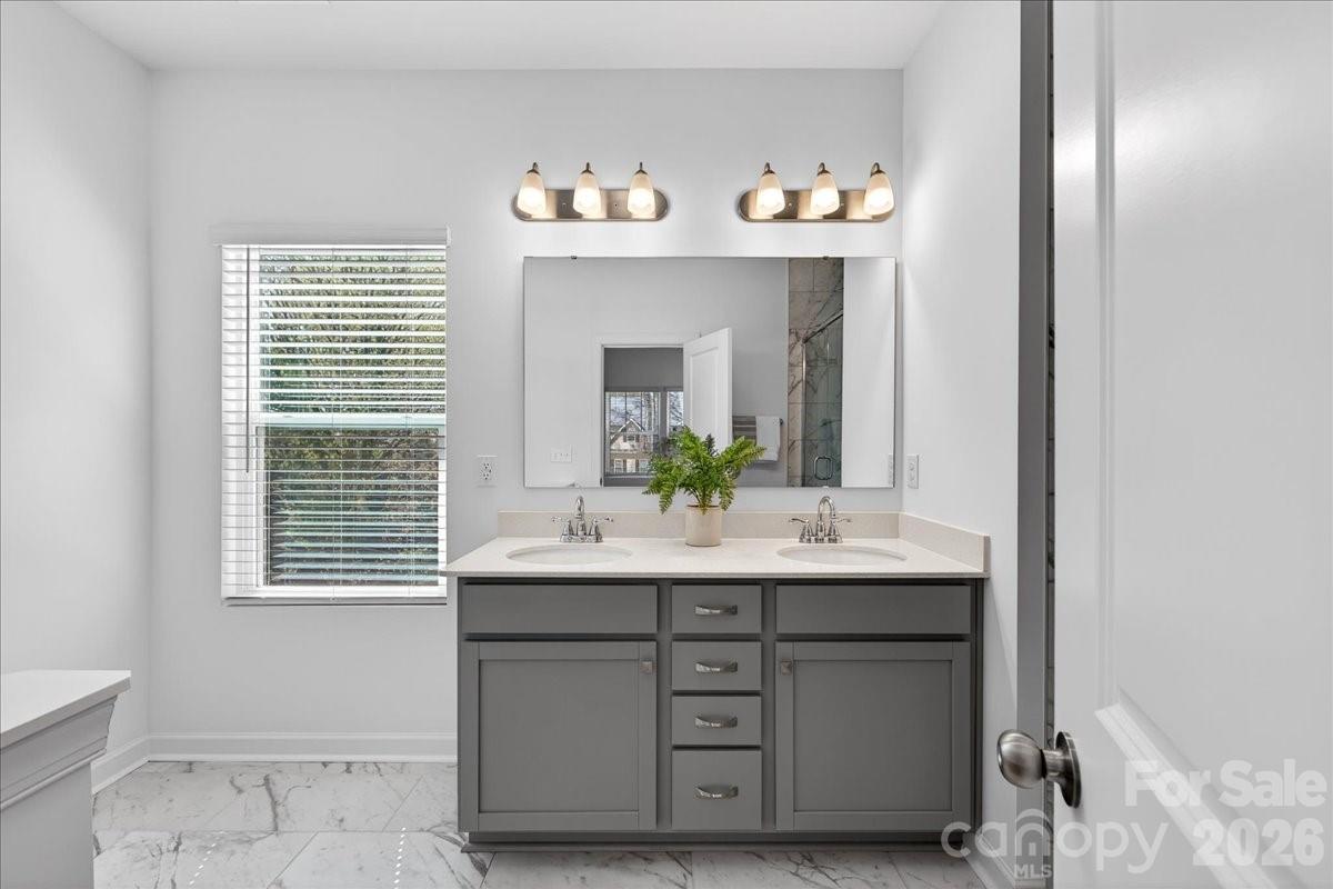 Oakhurst - Residential