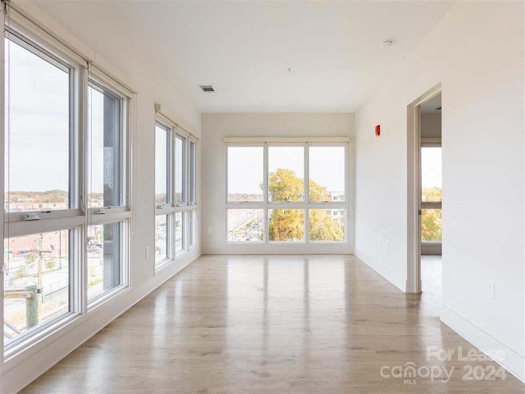 Charlotte, North Carolina 28206, United States, 1 Bedroom Bedrooms, ,1 BathroomBathrooms,Residential,Active,54791