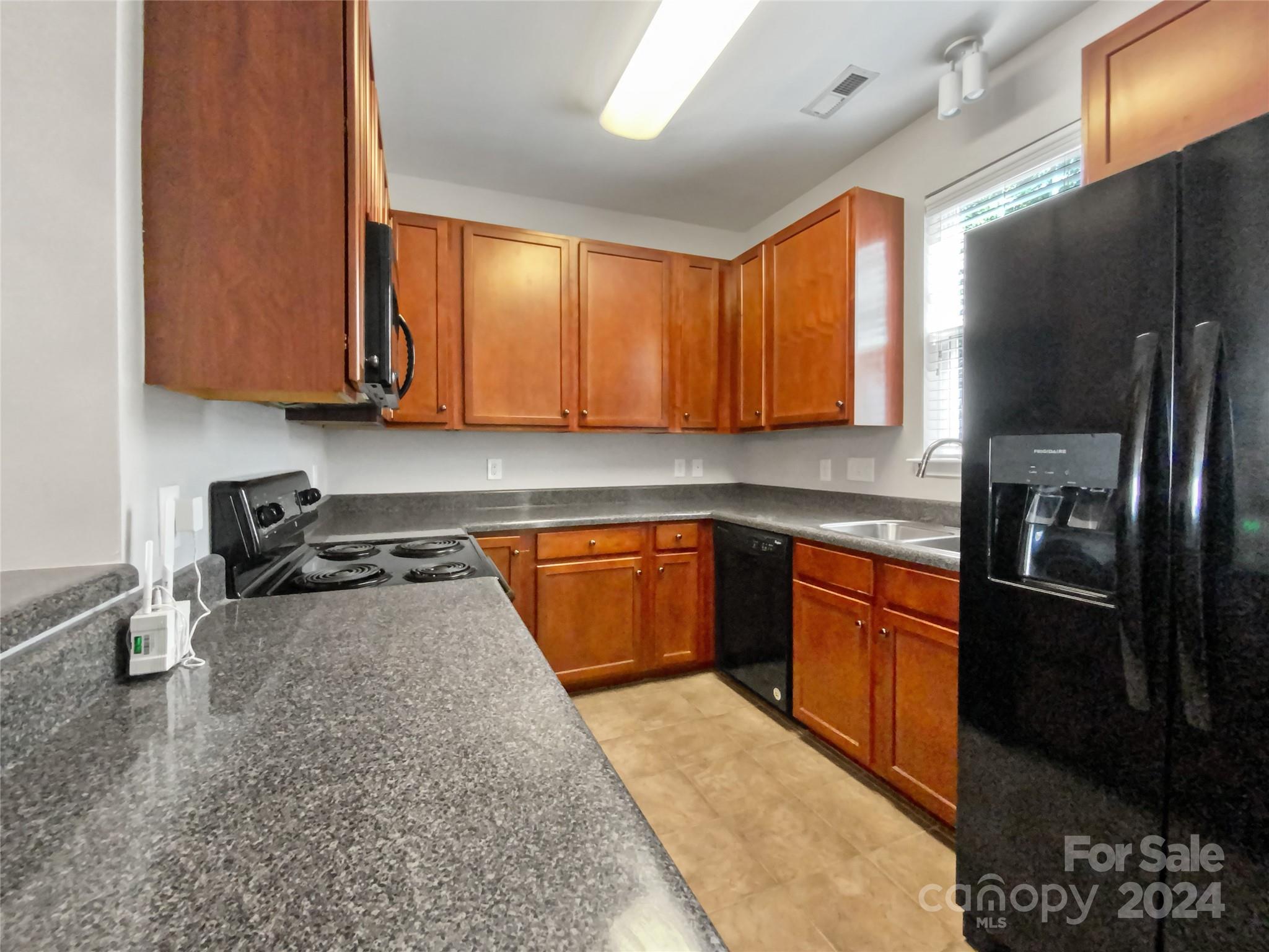 Signature Ridge - Residential