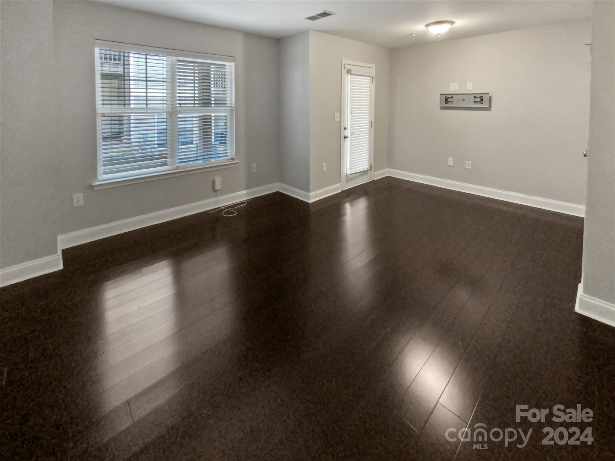 Signature Ridge - Residential