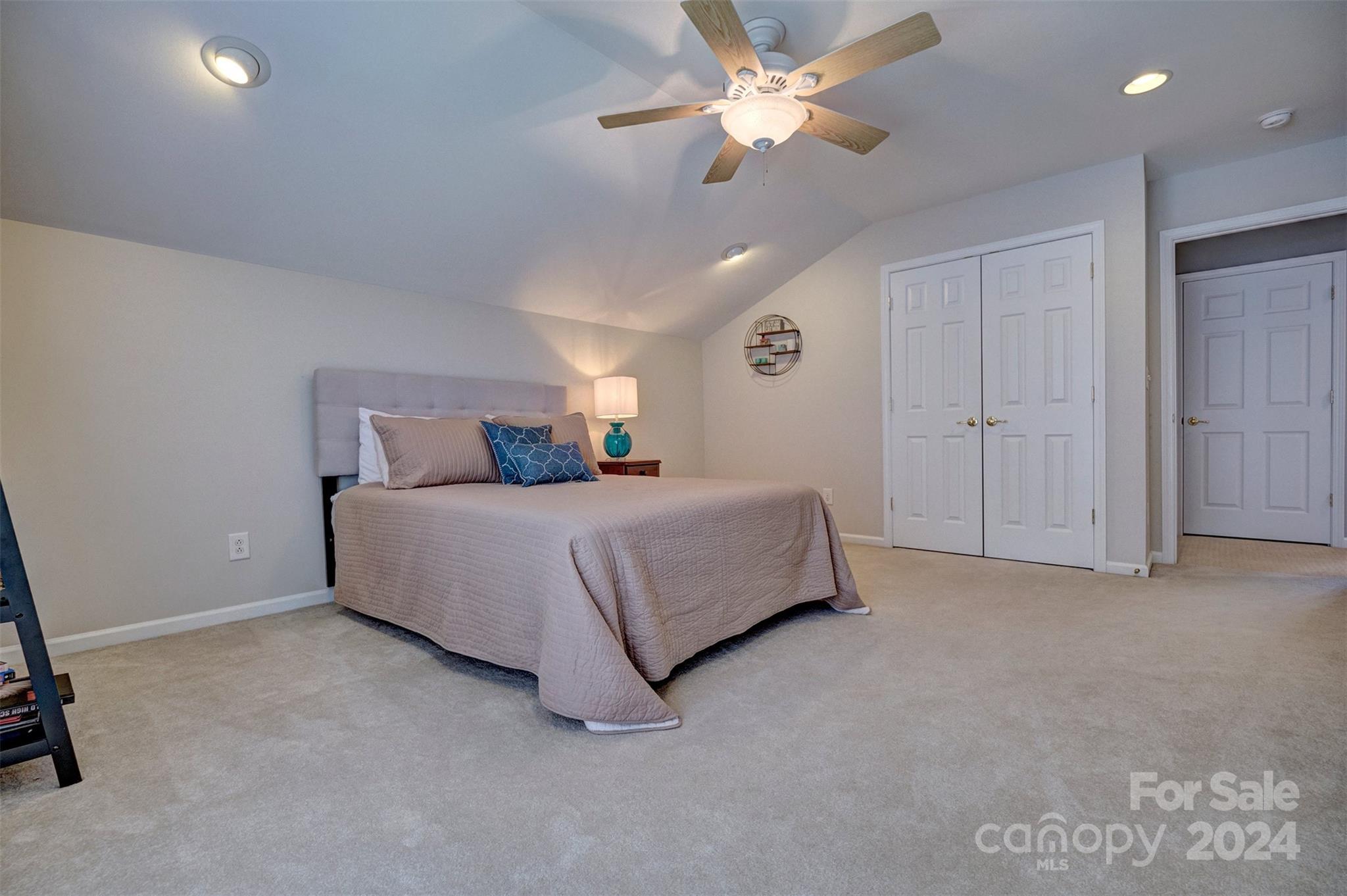 Four Seasons At Gold Hill - Residential