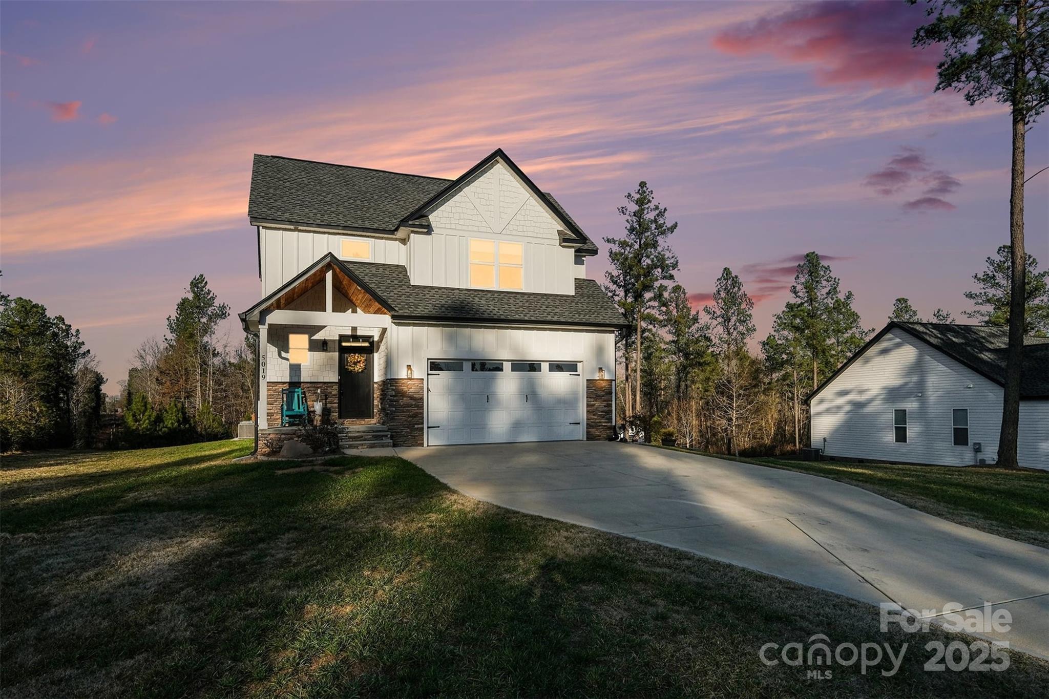 Magnolia - Residential