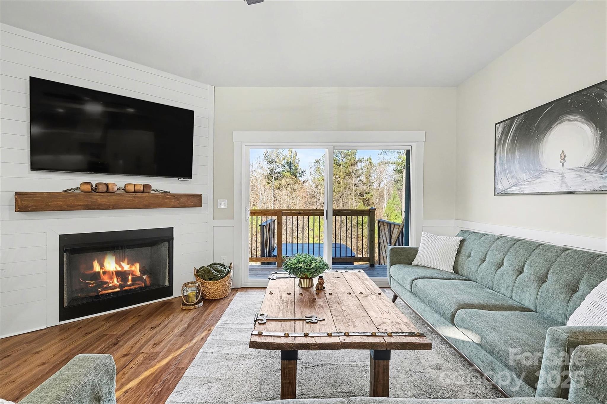 Magnolia - Residential