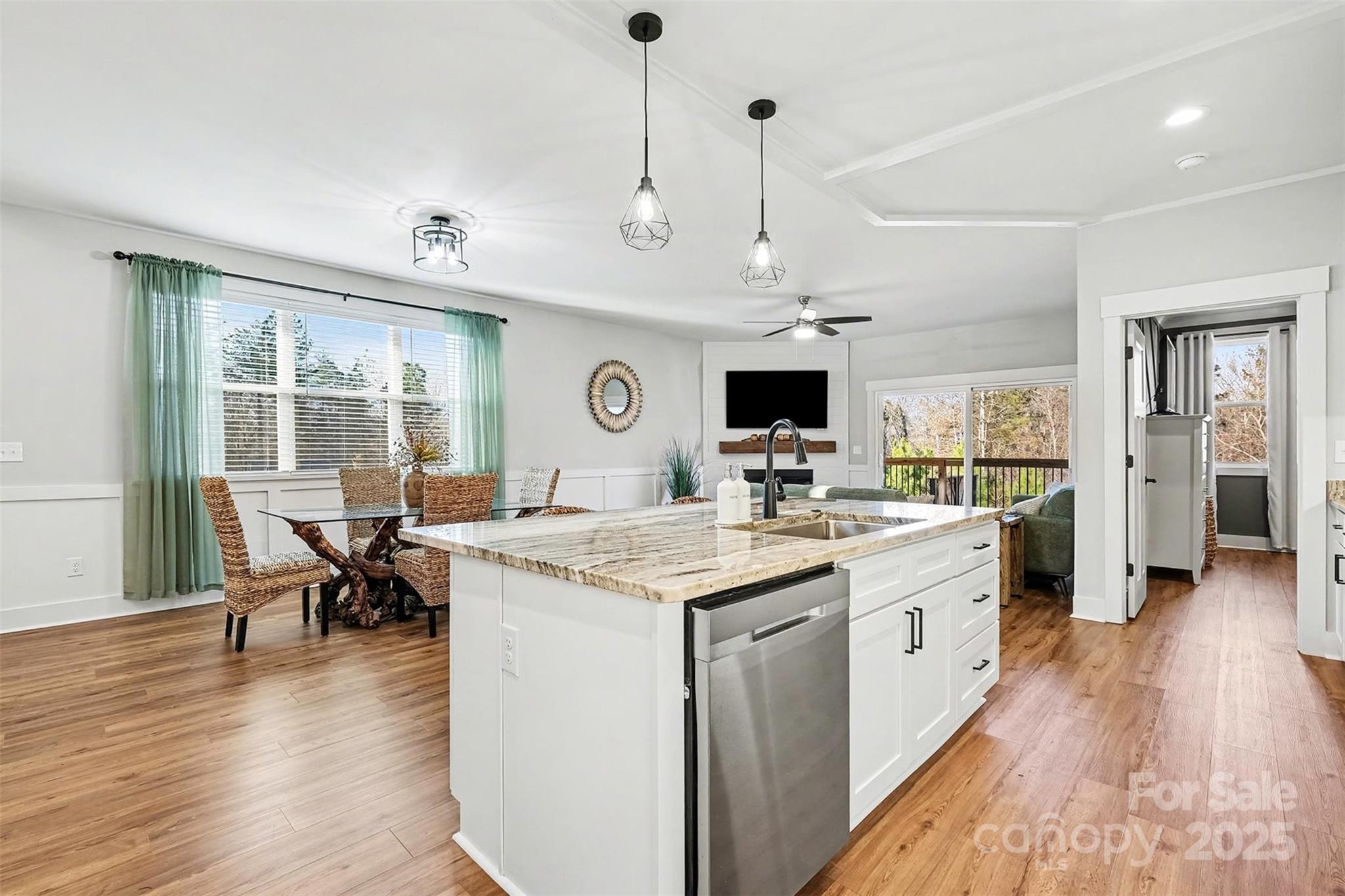 Magnolia - Residential