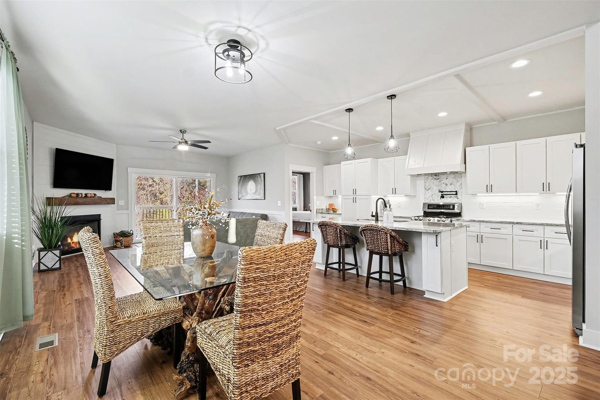 Magnolia - Residential