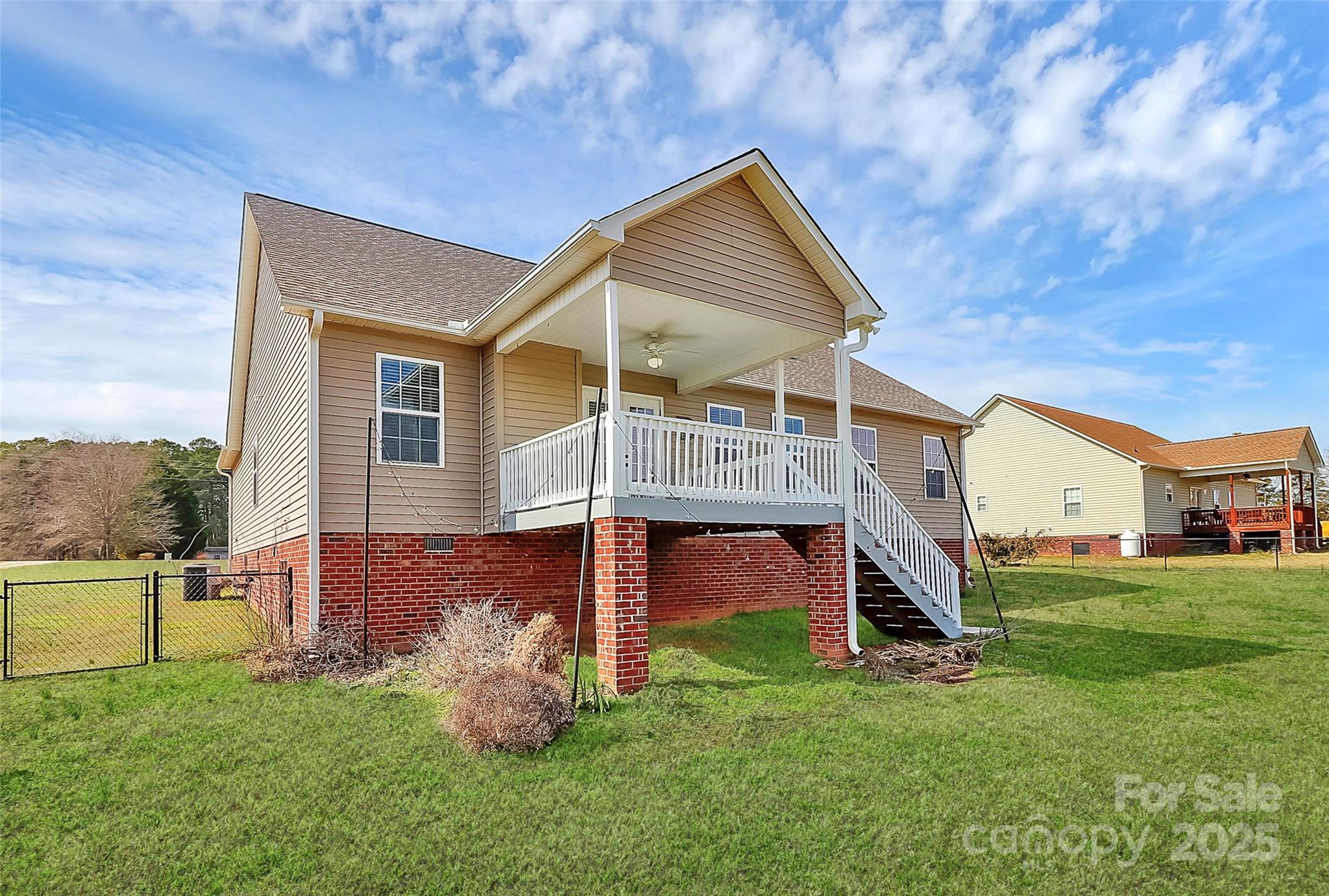 The Glynns at Carolina Crossing - Residential