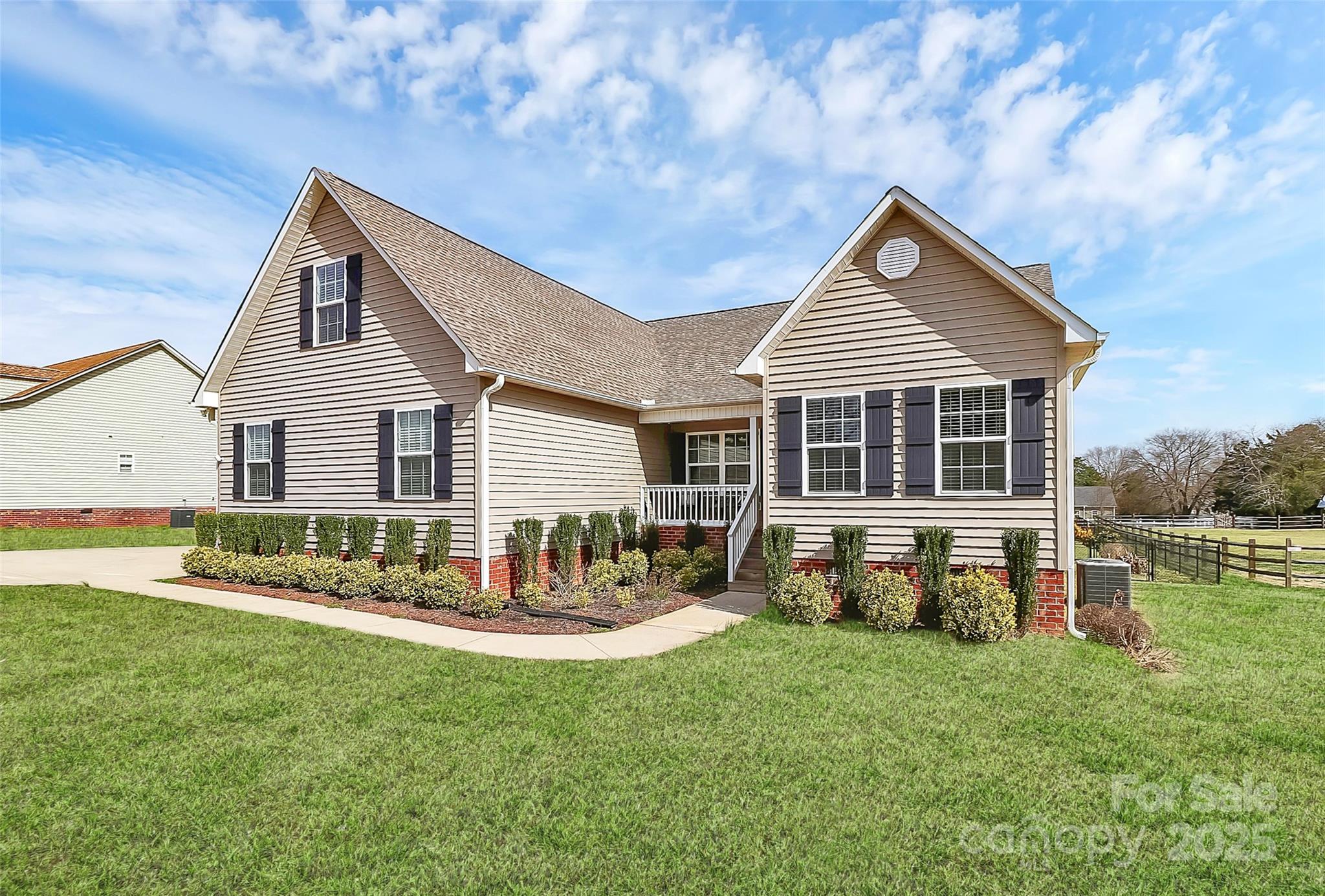 332 Shiloh Road S