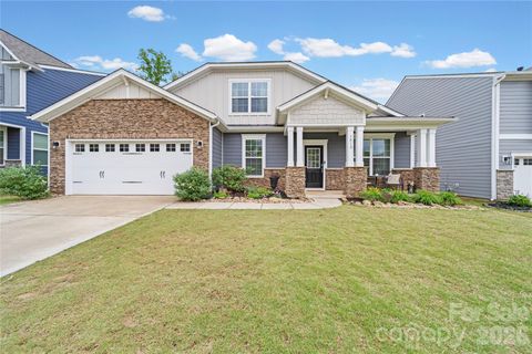 Photo of 3010 Eagle Ridge Lane, Indian Trail, NC 28079 (MLS # 4377904)