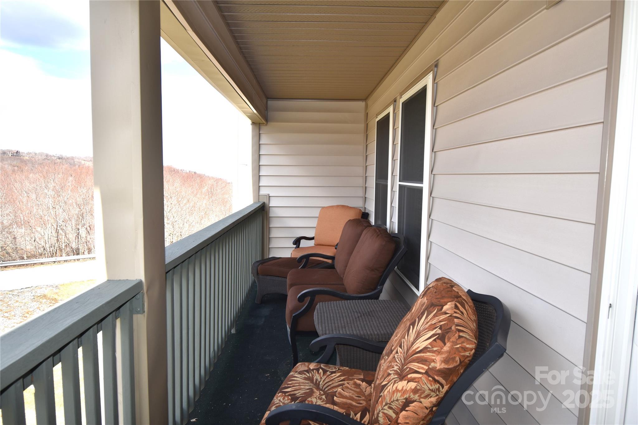 301 Pinnacle Inn Road 3219