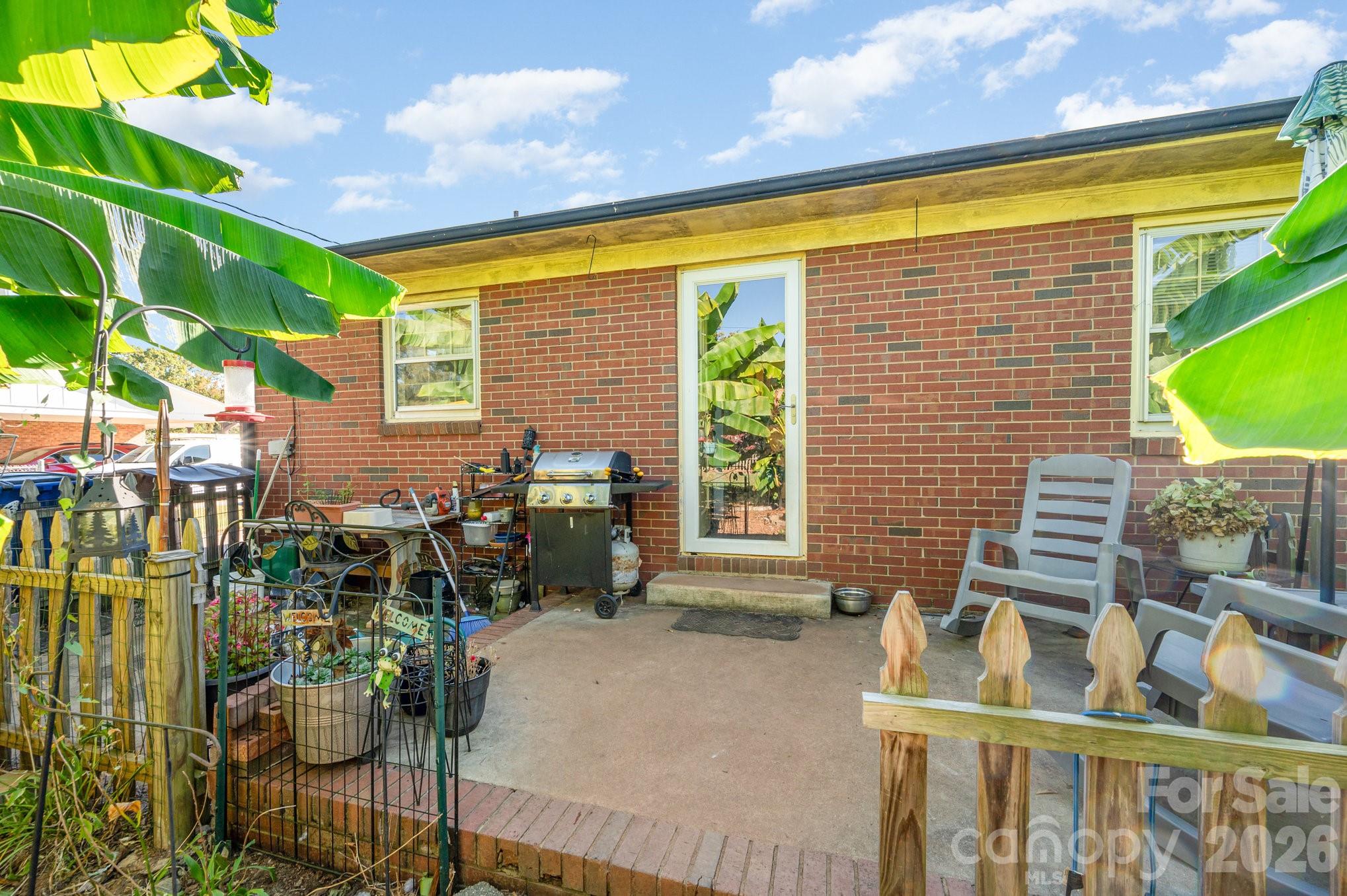 Leewood Acres - Residential