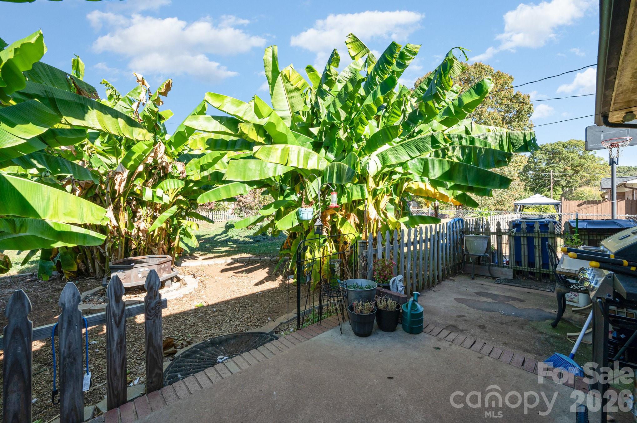 Leewood Acres - Residential