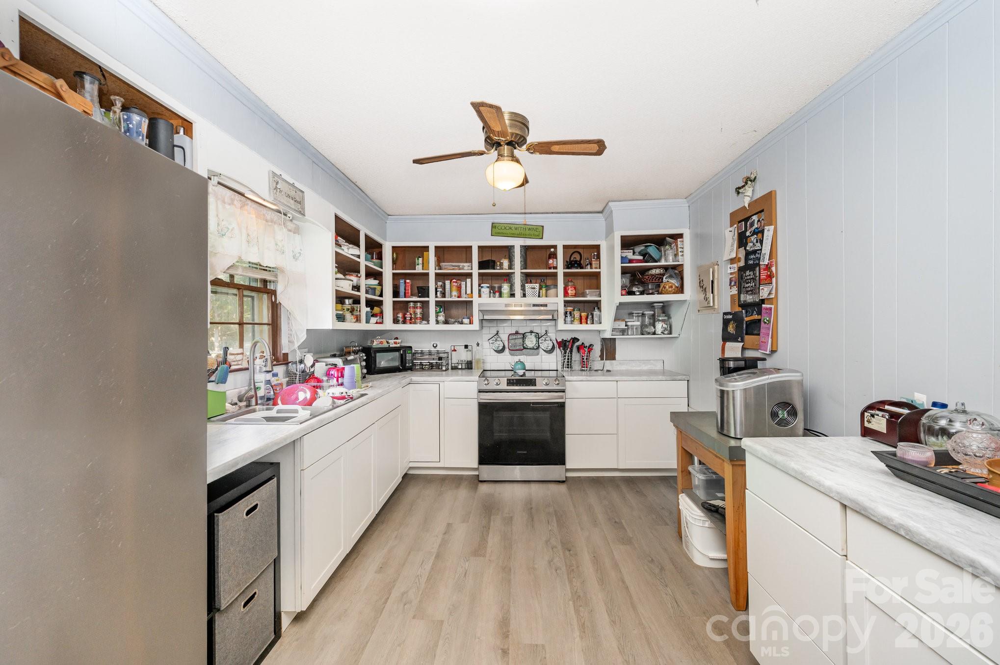 Leewood Acres - Residential