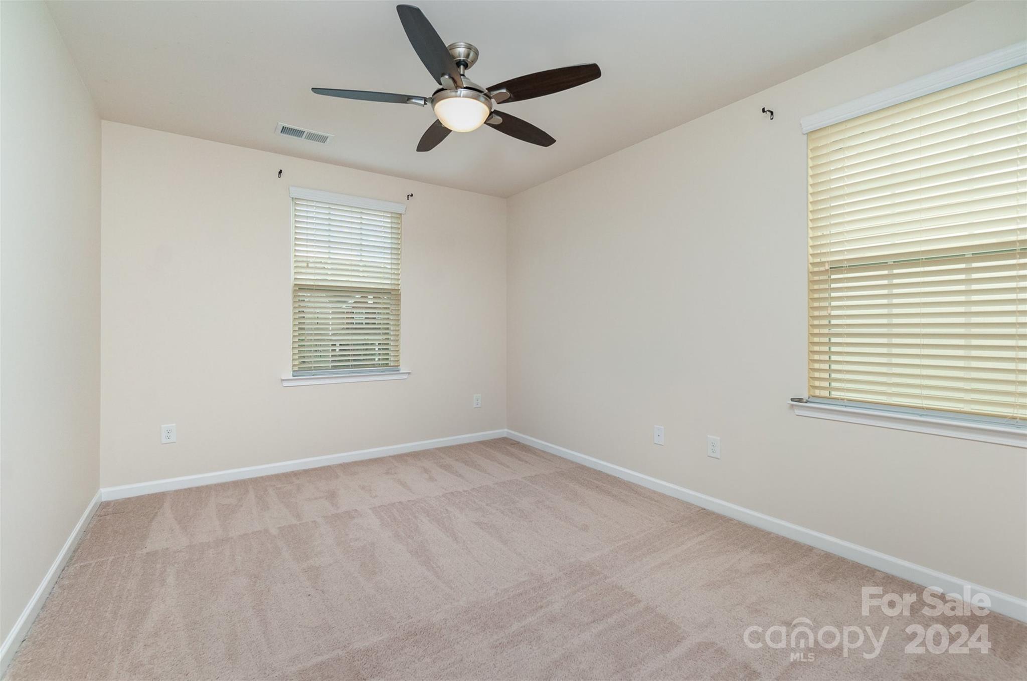 FULLERTON PLACE - Residential