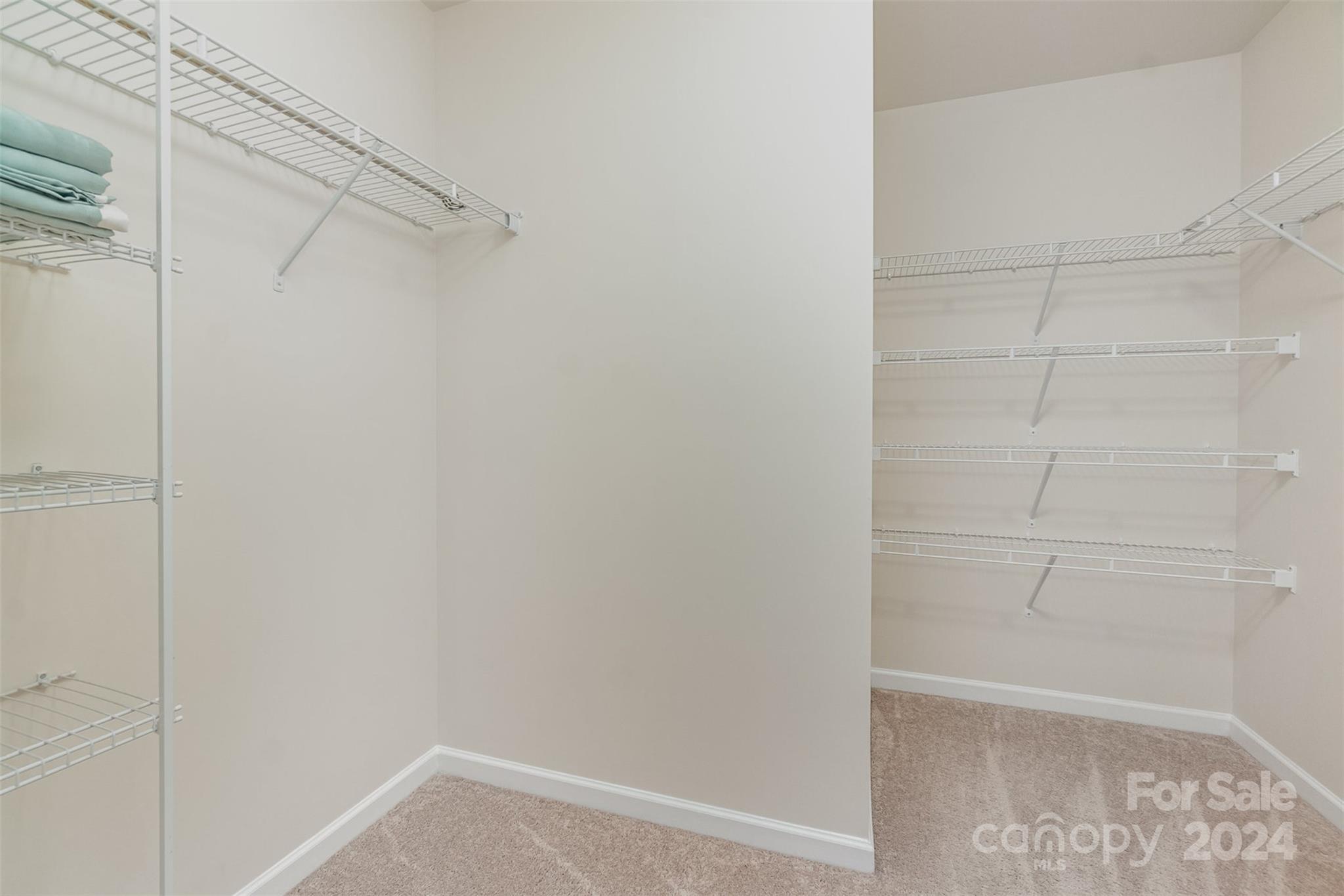 FULLERTON PLACE - Residential