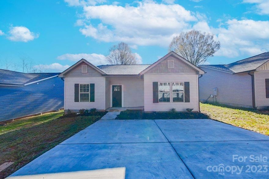 Adorable, almost new, ranch style home is ready for new owners! Convenient location close to major highways, shopping, and restaurants. Open floor plan, great kitchen with stainless appliances, and spacious fenced backyard! Call today for details!