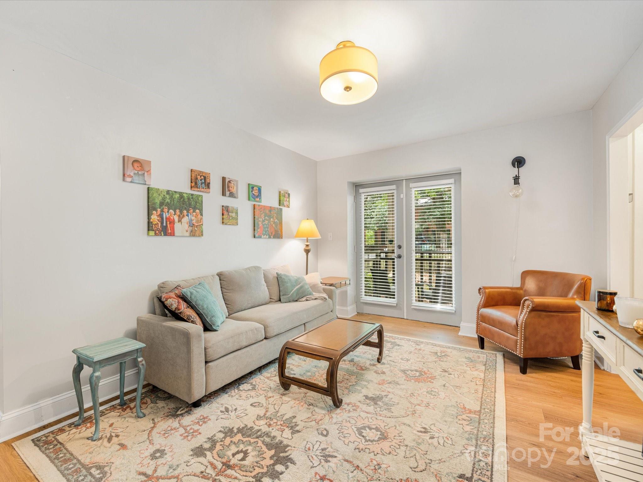 229 N Dotger Avenue E16