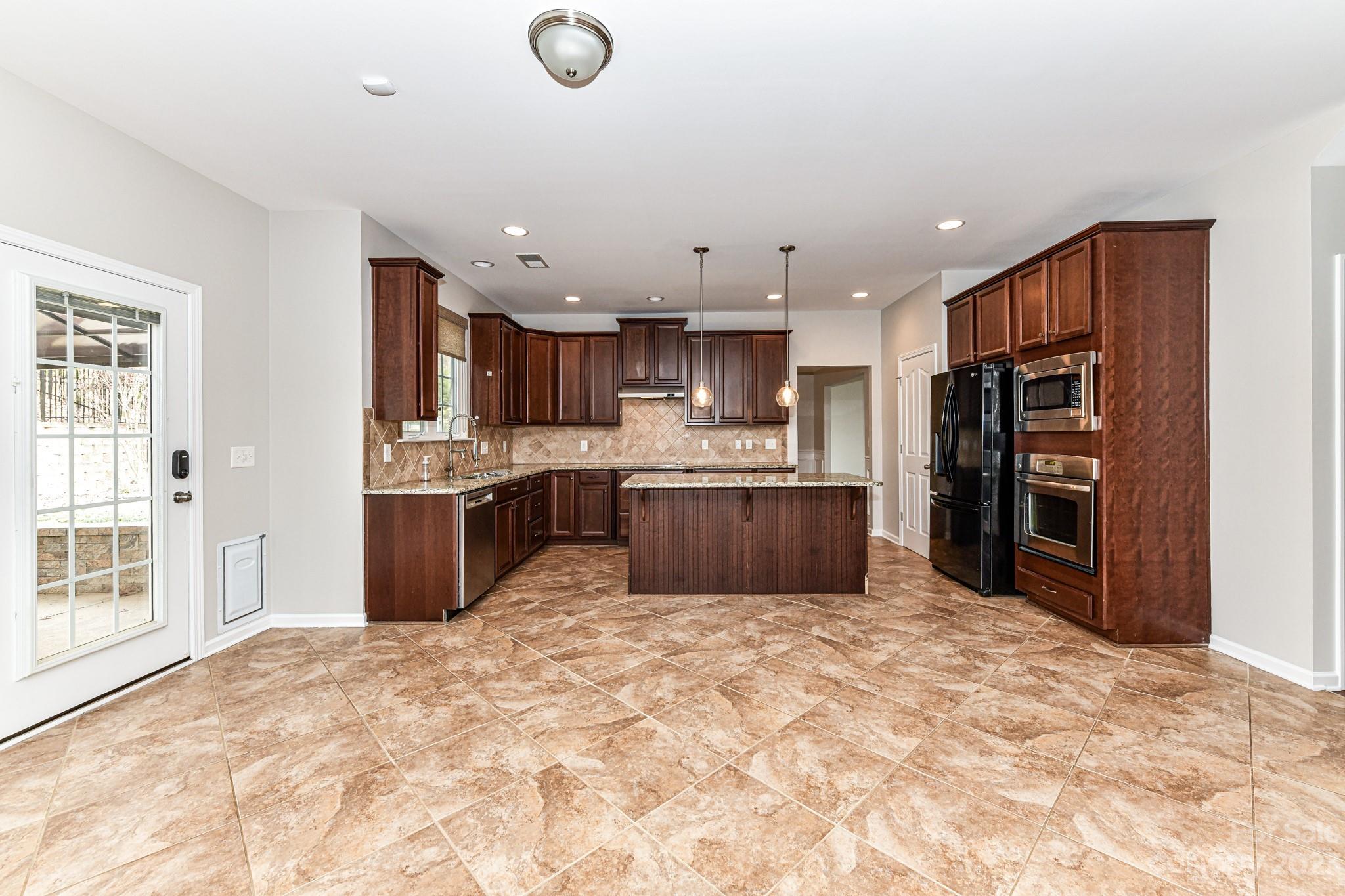 Wellington Chase - Residential