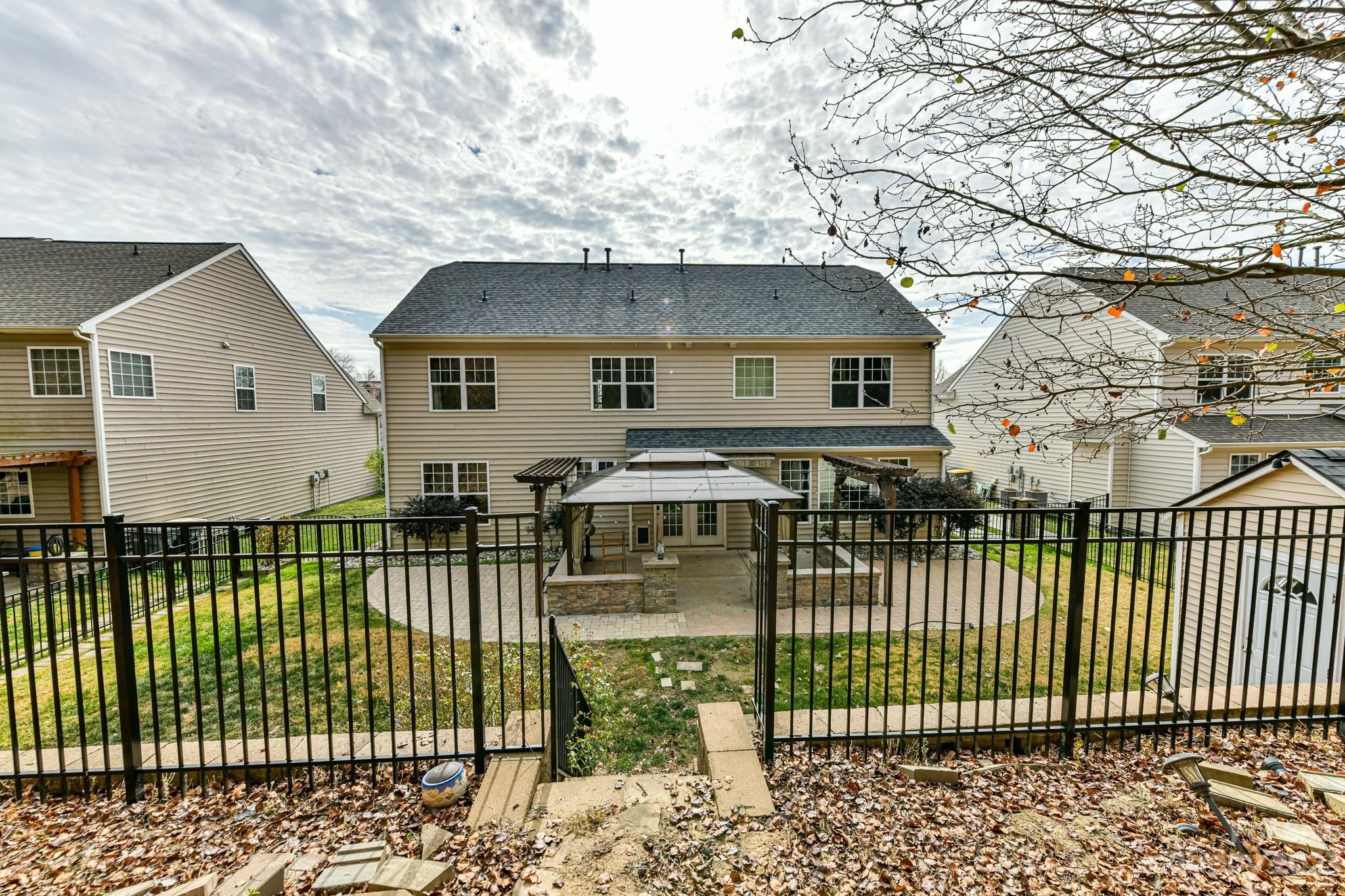 Wellington Chase - Residential