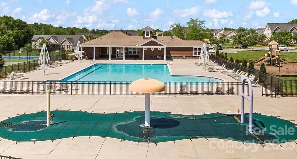 Wellington Chase - Residential