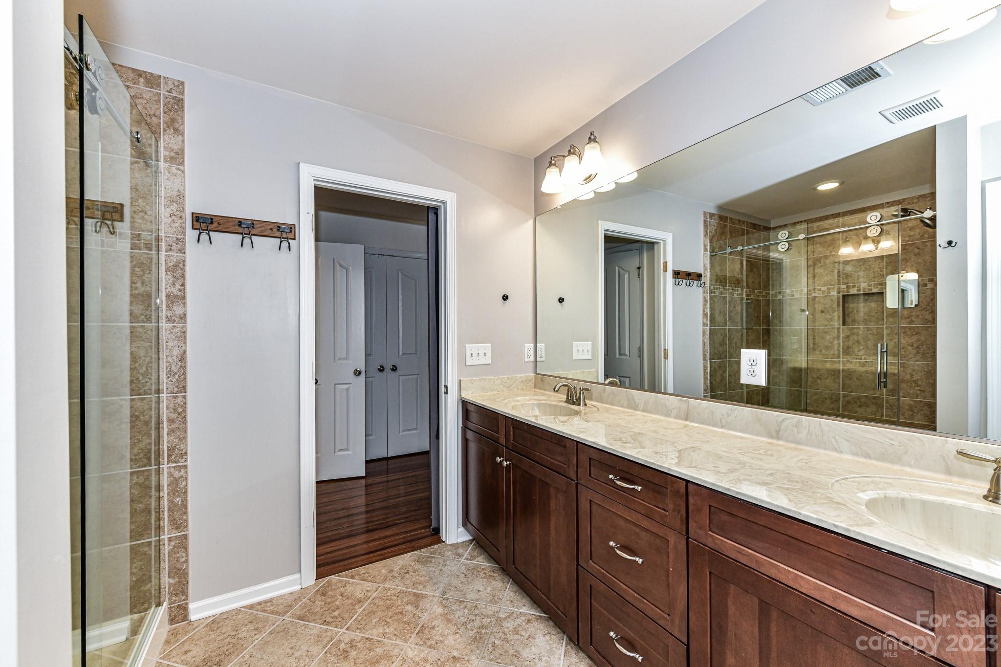 Wellington Chase - Residential