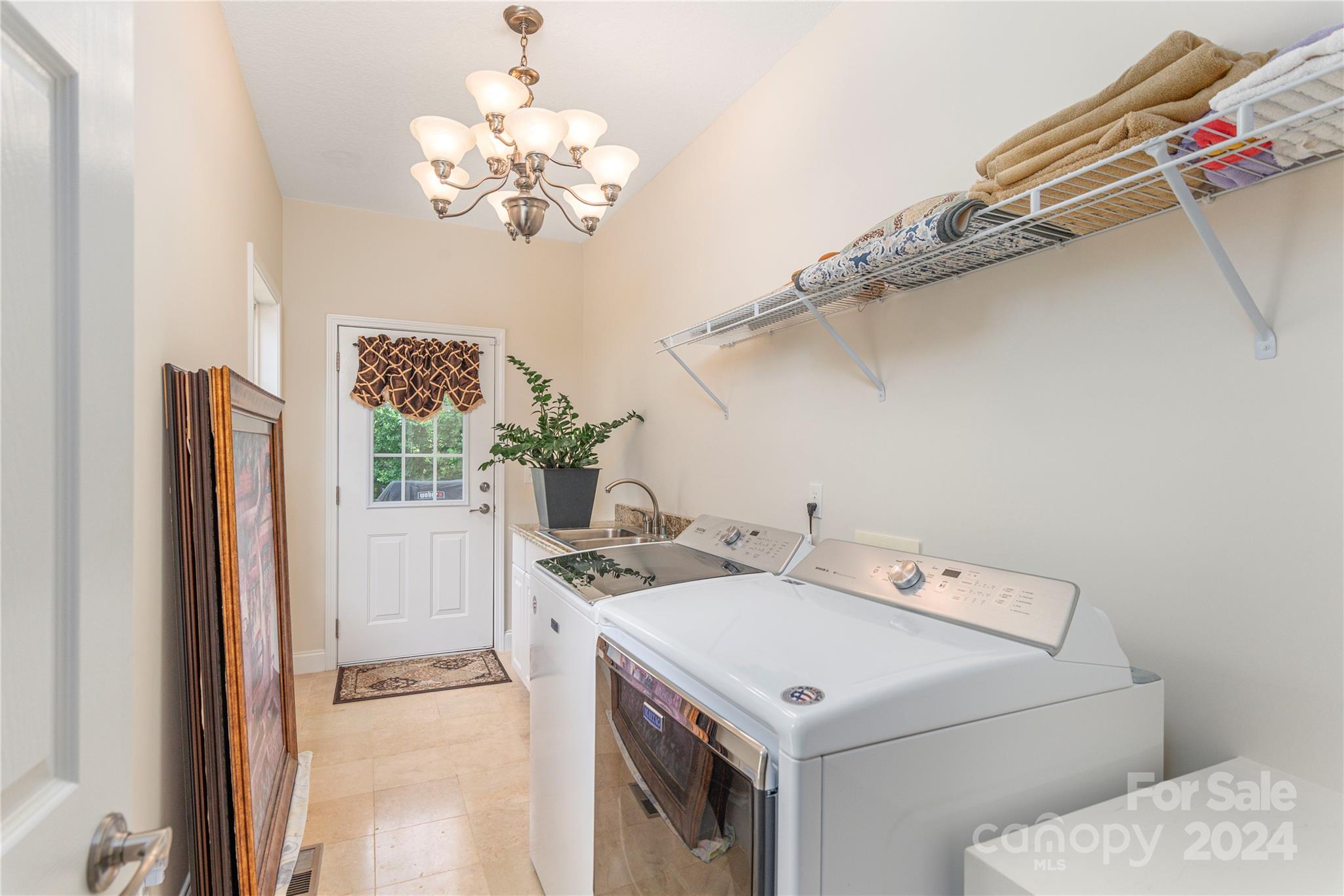 Carvers Crossing - Residential
