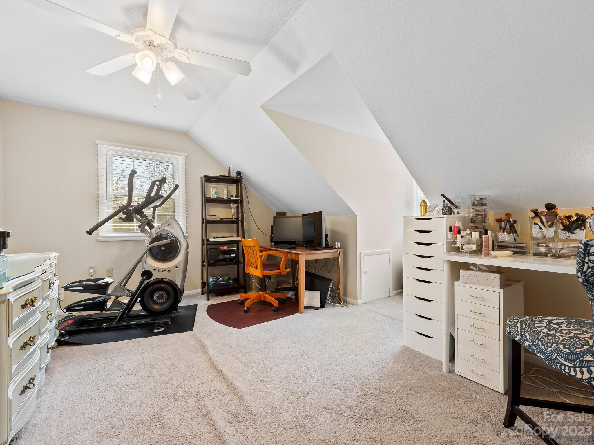 Charles Ridge - Residential