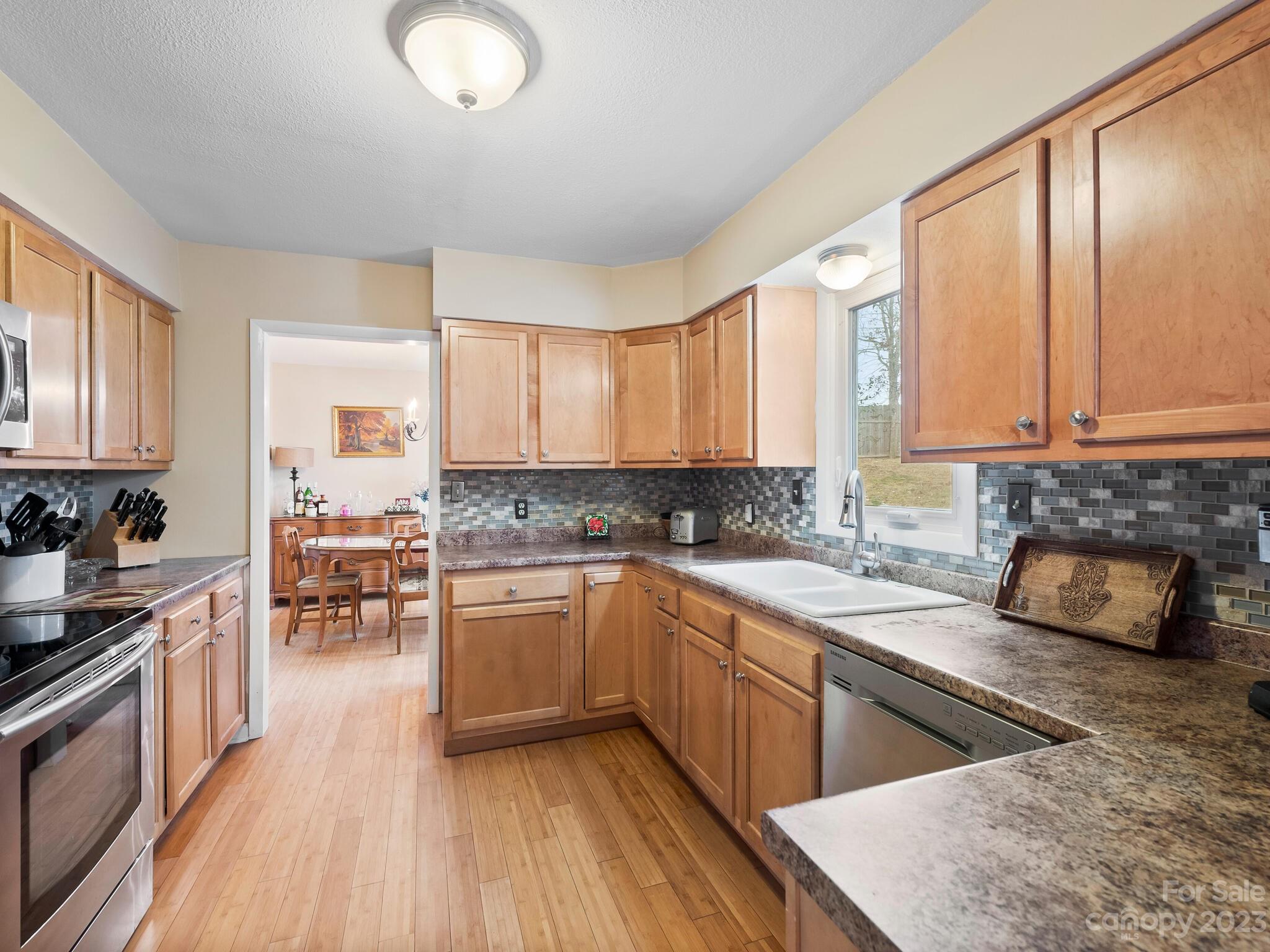 Charles Ridge - Residential